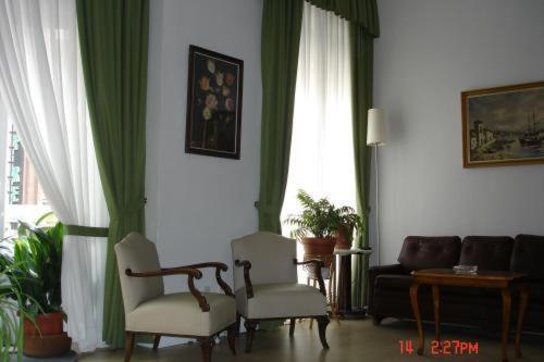 Hostal Excelsior Madrid Exterior photo